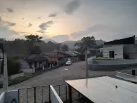 Casa Linda, Luxo e Aconchegante Hotel in zona Blumenau