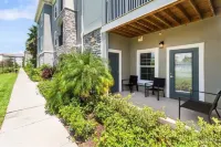 Luxe 1BR/1BA: Dive, Rest, Explore. Book Now!