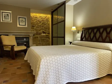 Apartamentos Río Sil Отели в г. Собер