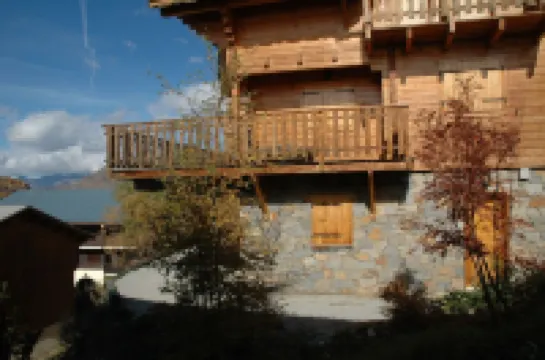 Impressive Chalet, 20m to Piste