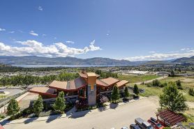 ONE BEDROOM CONDO WITH GORGEOUS LAKE VIEWS AND WORLD CLASS AMENITIES