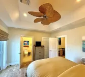 Magnificent, Beachfront Luxury. Heaven on Earth. Hotel dekat Great Exuma Island