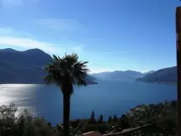 Large Flat in Villa in superb Location with Garden & Pool