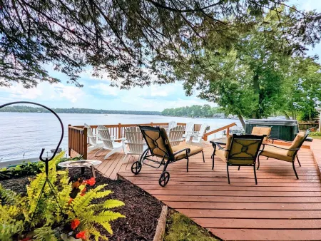 Bring the entire Family to Silver Lake!