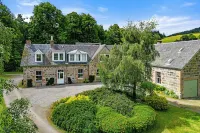 Relaxing self-catering retreat located at the stunning Aigas Golf Course Hotels near The Old School Beauly