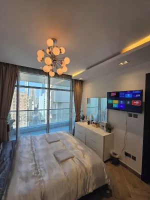 Cozy 1-bedroom apartment in awesome Hoora with WiFi, A/C, Gym