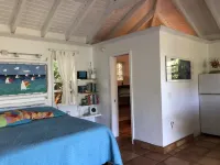 Sea Cottage - Charming and Romantic with a Stunning View Hotels in Central