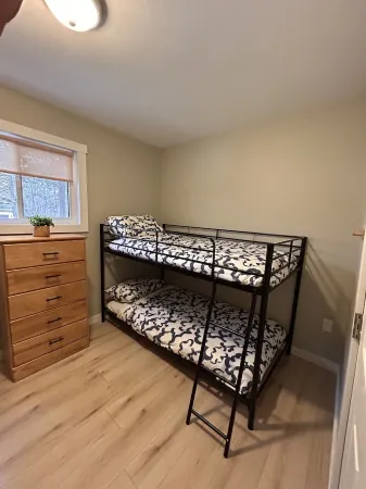 Private cozy Sauble Beach cottage, close to the nature & entertainment.