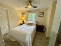 Enchanting three bedroom river front cottage