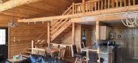 Fischer’s Secret Cabin on Private lake