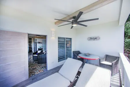 STARLIGHT: GORGEOUS VIEWS OF THE BEACH, FORT BERKLEY & MONTSERRAT