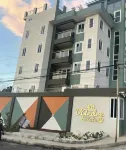 Luxury one bed room apartment with AC, roof top pool, WIFI located in Kingston. Hotels in 