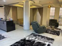 Cozy 2-bedroom apartment in wonderful Giza Governorate with AC, WiFi