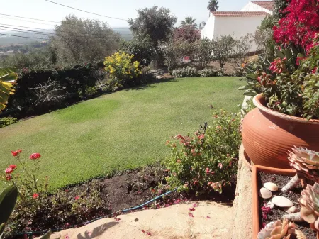House with sea view, garden and barbecue, near Guincho beach and Cascais