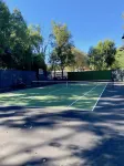 tennis court, pool, spa ,fitness, movie  theater Hotel a Chatsworth