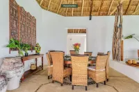 Amazing Oceanfront 5BR Villa  Pool  Beachfront