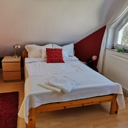 Whole house-120sqm rest oasis near Berlin (S-Bahn close)