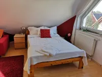 Whole house-120sqm rest oasis near Berlin (S-Bahn close) Hotels in Panketal
