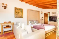 Rural Tourism House, COURTYARD HOUSE Hotels in Canidelo