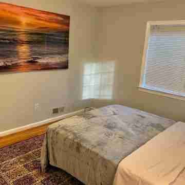 2Br Arlington Walk to Metro, mins to Whitehouse Rooms