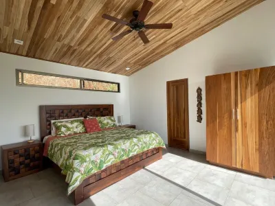 Beautiful villa, amazing view, pool, best climate