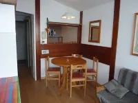 Apartment 4-5 sleeps, with mezzanine. Unobstructed view due West, Wifi
