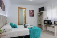 Villa Isabel by Seric, 15' Walking to the Beach Hotels in Alhaurin de la Torre