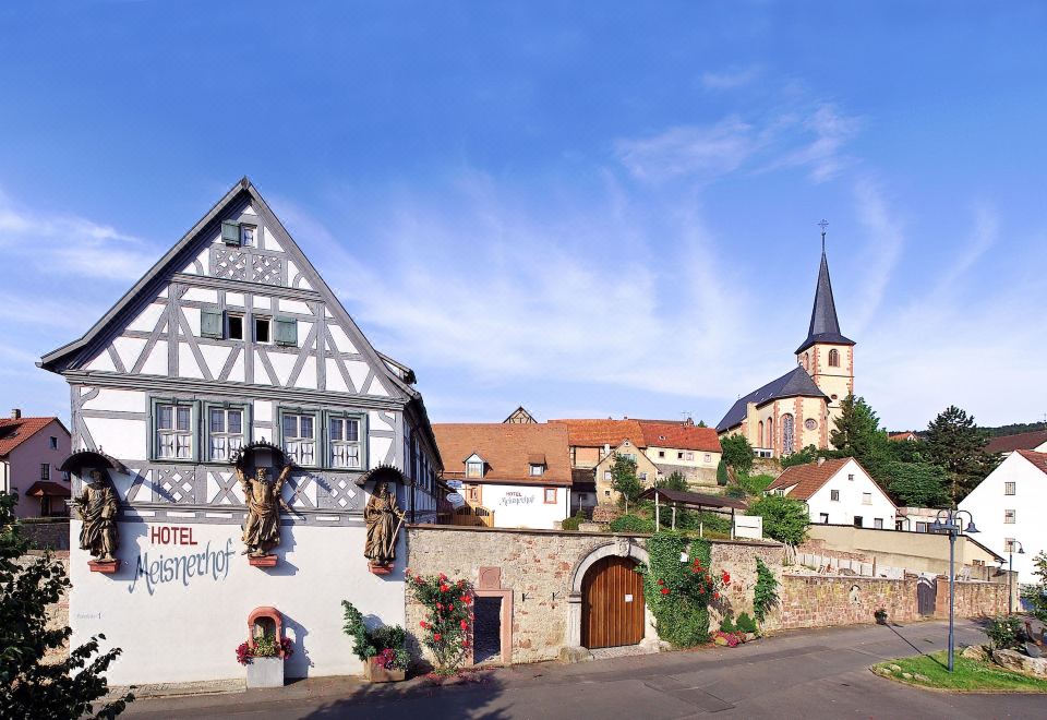 hotel overview picture