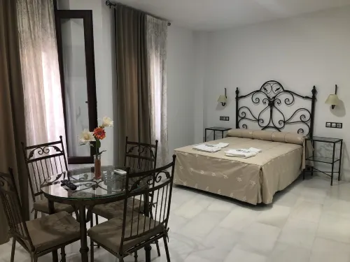Hostal Almanzor - Parking
