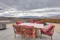 Mtn-View Haven w/ Hot Tub! 28 Mi to Mt Rose Ski