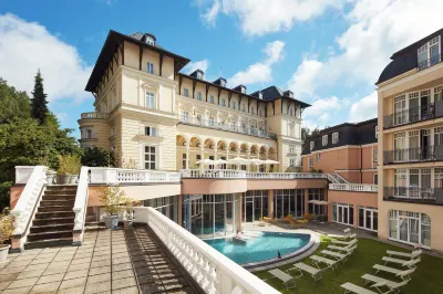 Falkensteiner Spa Resort Marianske Lazne فنادق في ماريانسكي لازني