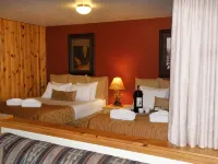 The River's Edge Motel Lodge & Resort - balcony