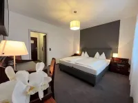 Hotel Garni Geisler Hotels near German Aerospace Center