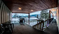 Snow Valley Lodging Hotels in Fernie