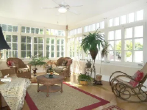 Alexander Mansion Bed & Breakfast