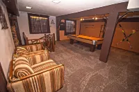 Huge Ruidoso W/ Game Room, Pool, 2 Balconies, 2 Kitchens - Sleeps 17! 6 Bedroom Condo by RedAwning - 3-Star