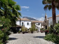 Cortijo Salinas Hoteles en Montecorto