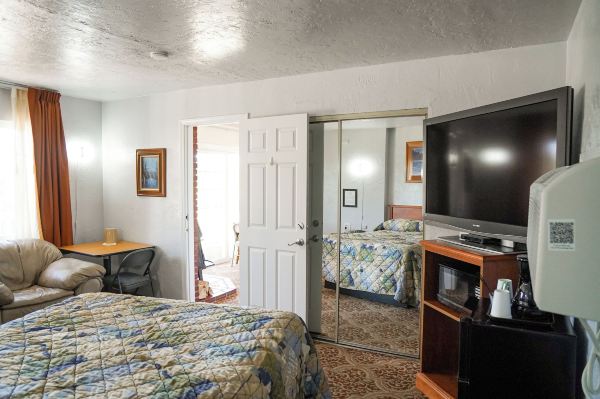 Swiss Holiday Lodge