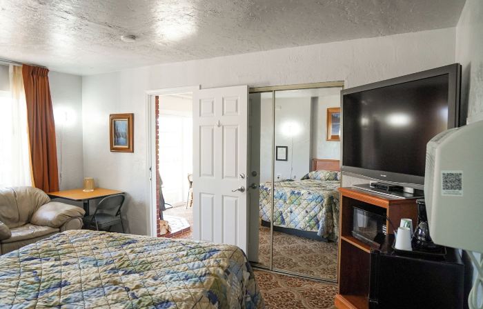 Swiss Holiday Lodge
