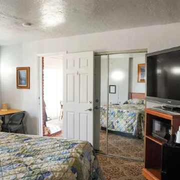 Swiss Holiday Lodge
