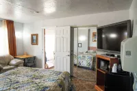 Swiss Holiday Lodge Hotels in Dunsmuir