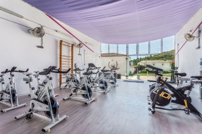 ジム ファーガス クラブ エウロパの写真