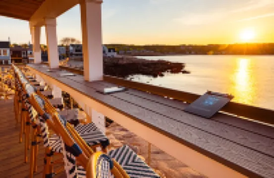 Bearskin Neck Motor Lodge