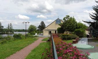 Logis - Hôtel & Restaurant des Lacs Paris Sud