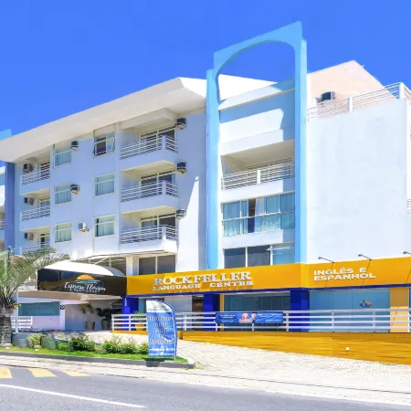 Express Floripa Residence Отели рядом с достопримечательностью «Инглесес»