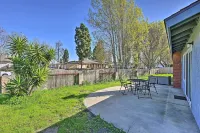 Family-Friendly Oceanside Home 5 Mi to Beach