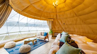 EARTH STAY AOSHIMA Hotels near The Sand Museum