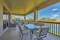Bright Bayfront Home < 2 Mi to Hernando Beach! - Homestays