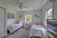 Tampa Bay Area Cottage w/ Gas Grill and Fire Pit! - 3-Star