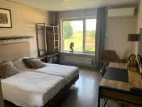 Human & Horse Hotel Các khách sạn ở 